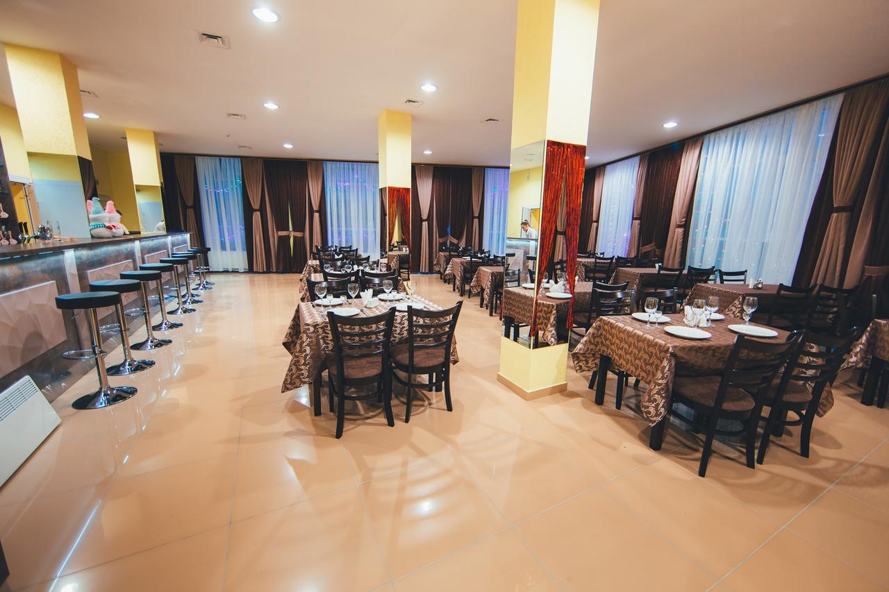 Sunhotel Astravyets Bagian luar foto