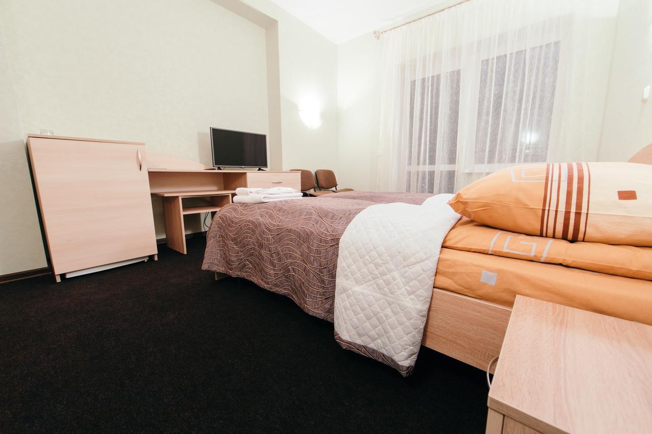 Sunhotel Astravyets Bagian luar foto